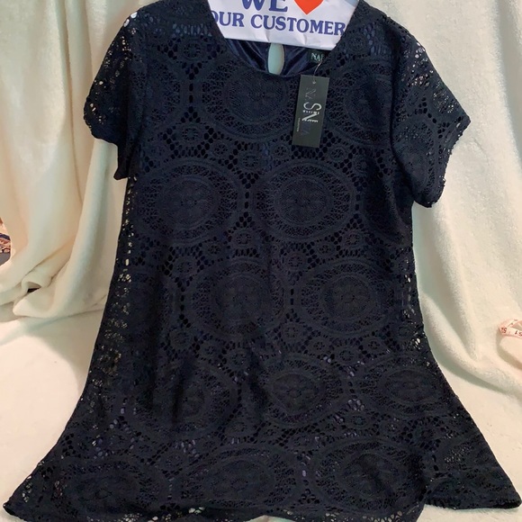Navy lace tunic - Picture 1 of 4
